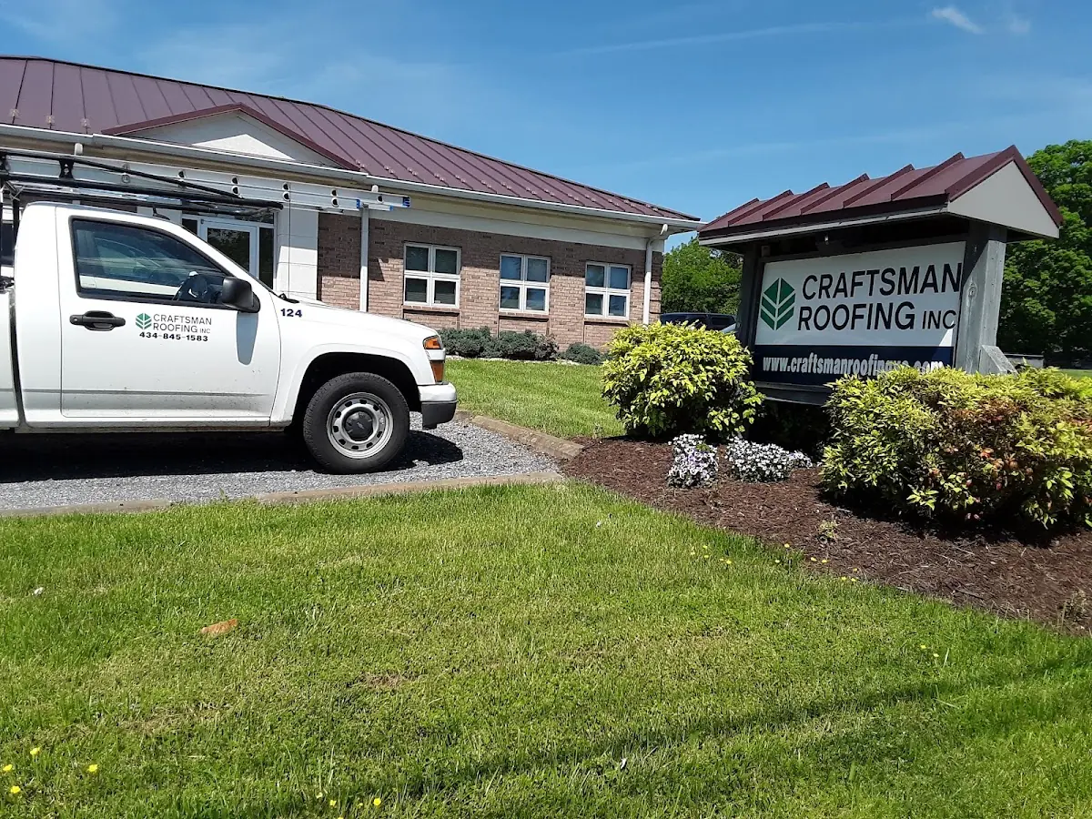 Quality Ice Dam Removal by experienced craftsmen in Oaks of Shenandoah